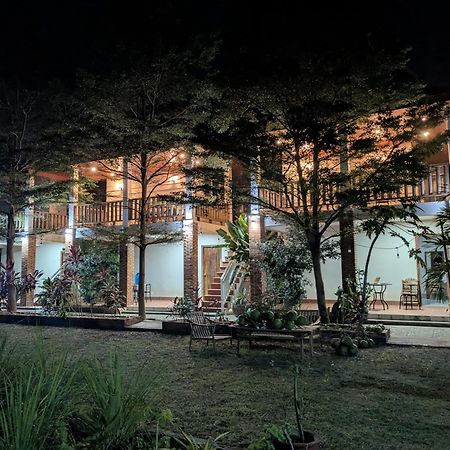 Coconut Lodge Kampot Extérieur photo